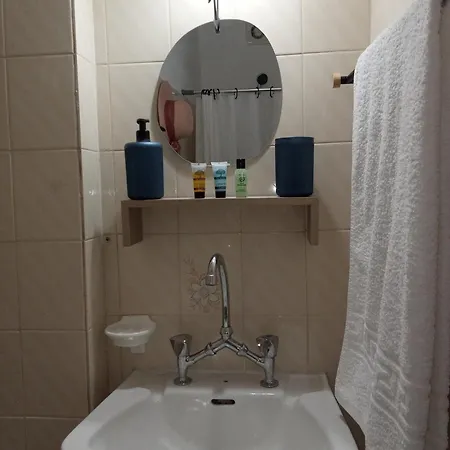 Maistros 1 Oda ve Kahvaltı